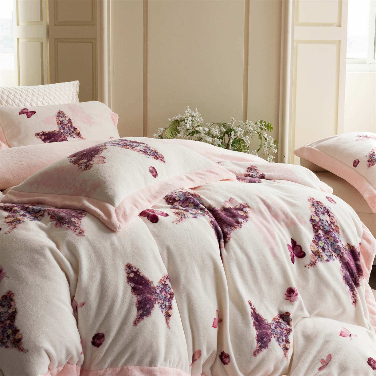 91家纺网 家纺一手货源 找家纺 （总）馨蕊 2025新款意大利进口煦暖绒拼角工艺秋冬轻奢煦暖绒系列四件套-绒澜心 会员-10【券后控价338/358】