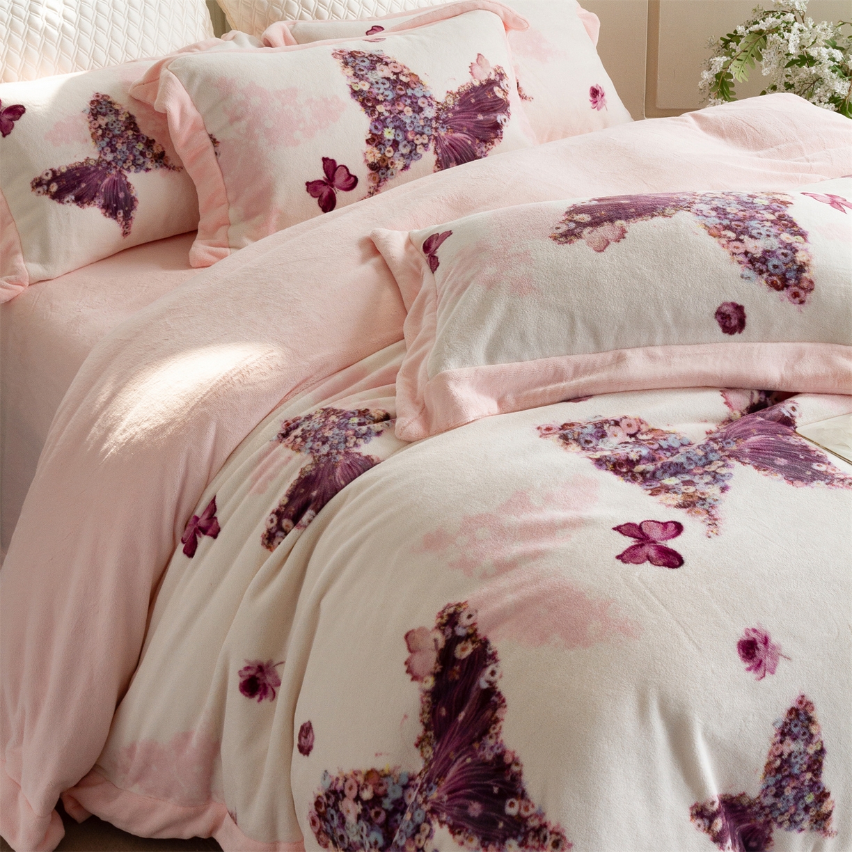 91家纺网 家纺一手货源 找家纺 （总）馨蕊 2025新款意大利进口煦暖绒拼角工艺秋冬轻奢煦暖绒系列四件套-绒澜心 会员-10【券后控价338/358】