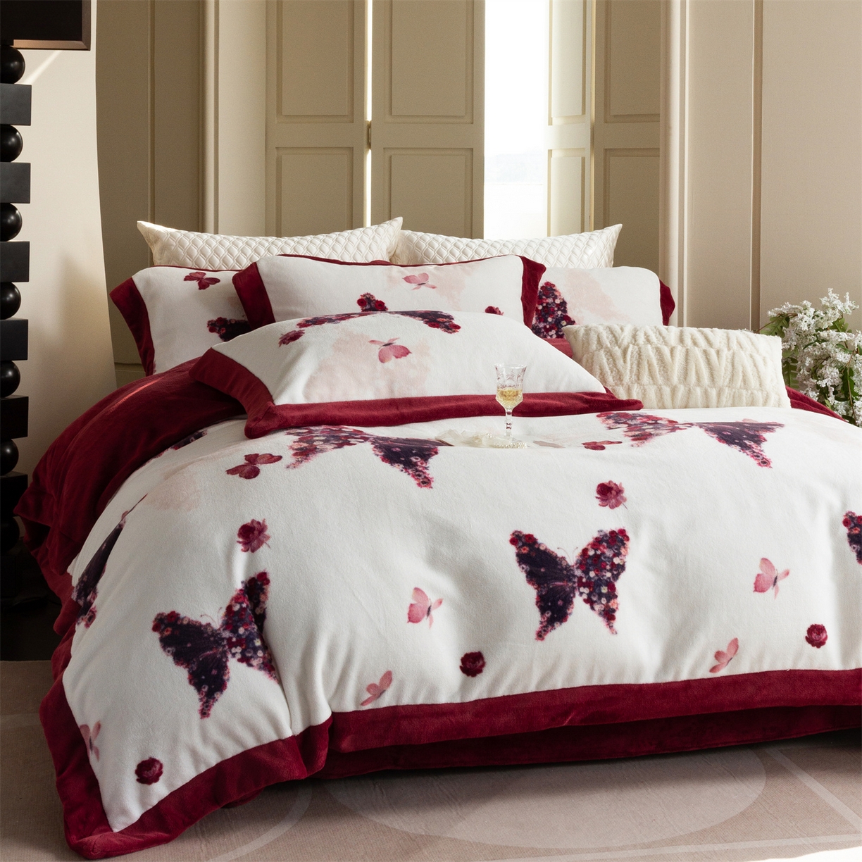 91家纺网 家纺一手货源 找家纺 馨蕊 2025新款意大利进口煦暖绒拼角工艺秋冬轻奢煦暖绒系列四件套-绒澜心 会员-10【券后控价338/358】 绒澜心-温莎红