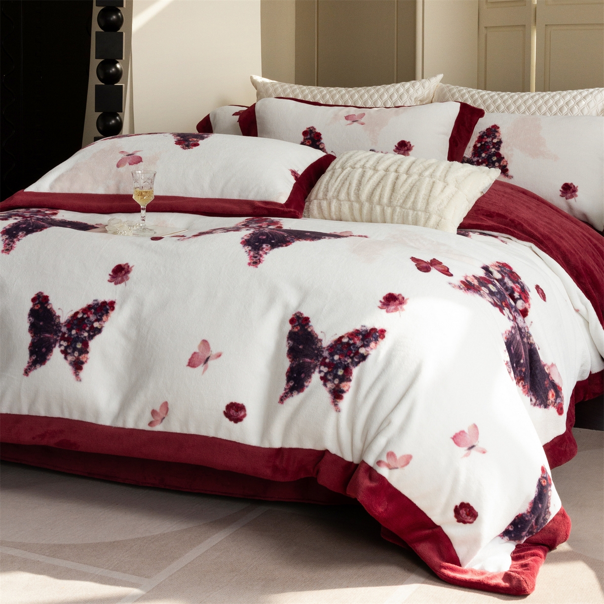 91家纺网 家纺一手货源 找家纺 馨蕊 2025新款意大利进口煦暖绒拼角工艺秋冬轻奢煦暖绒系列四件套-绒澜心 会员-10【券后控价338/358】 绒澜心-温莎红