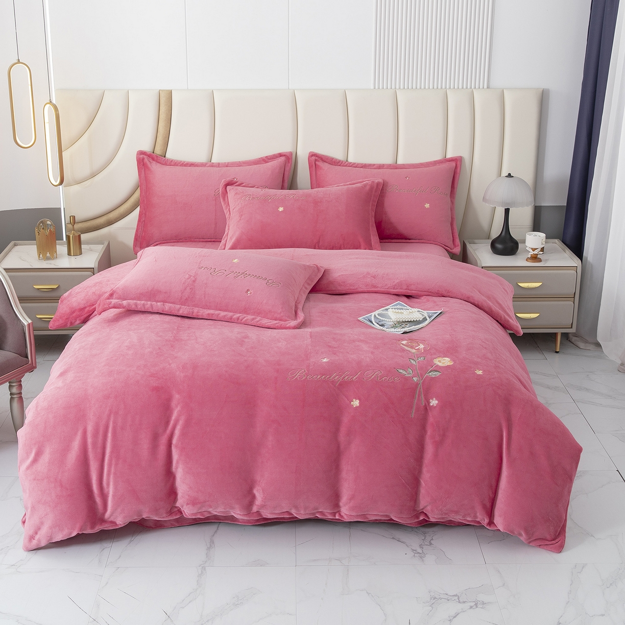 91家纺网 家纺一手货源 找家纺 （总）贝尔 2025新款牛奶绒刺绣四件套-花语系列