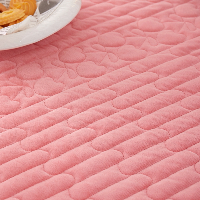 91家纺网 家纺一手货源 找家纺 程百万家纺 2025新款A类婴儿绒夹棉加厚床裙床盖 桃粉