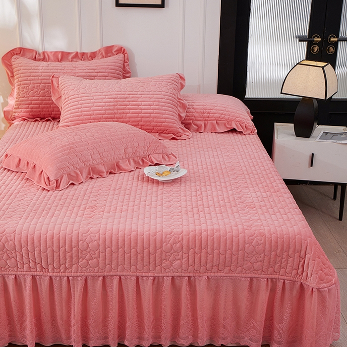 91家纺网 家纺一手货源 找家纺 程百万家纺 2025新款A类婴儿绒夹棉加厚床裙床盖 桃粉