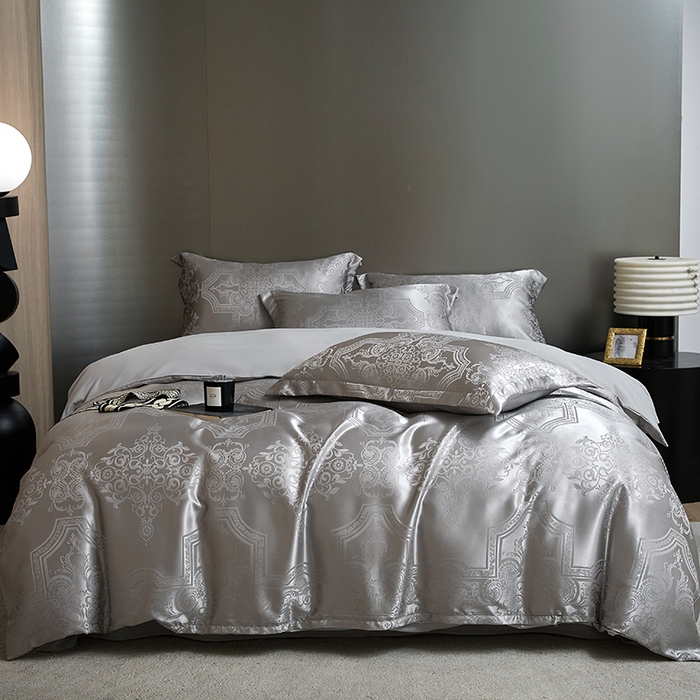 91家纺网 家纺一手货源 找家纺 七夜居 2025新款直播爆款欧式轻奢贡缎提花磨毛四件套 普罗米之光-灰