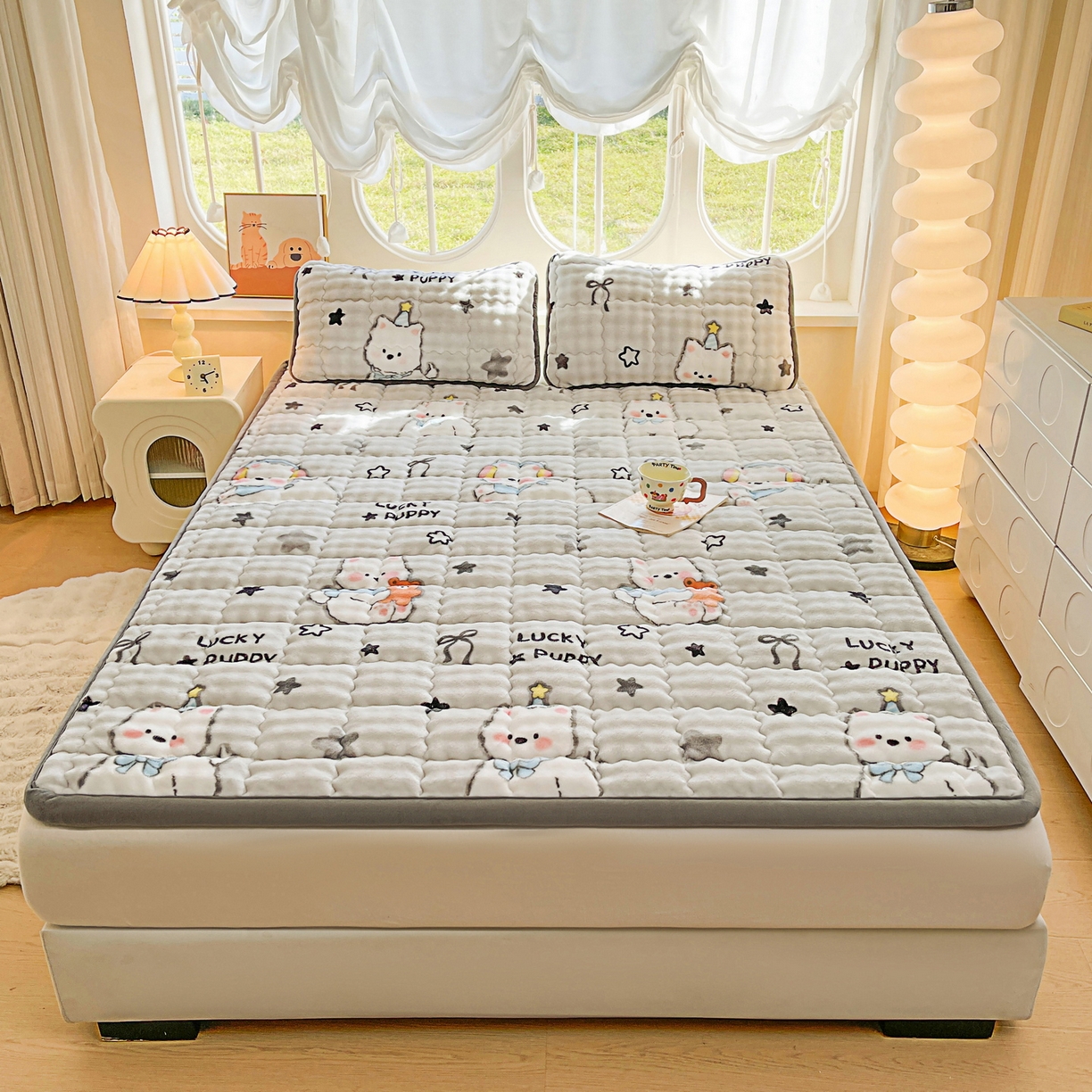 91家纺网 家纺一手货源 找家纺 （总）奇丝雅 2025新款A类牛奶绒泡泡绒床褥床垫床盖兔毛绒家用学生宿舍上下铺寝室褥子软垫床护垫夹棉（大床）