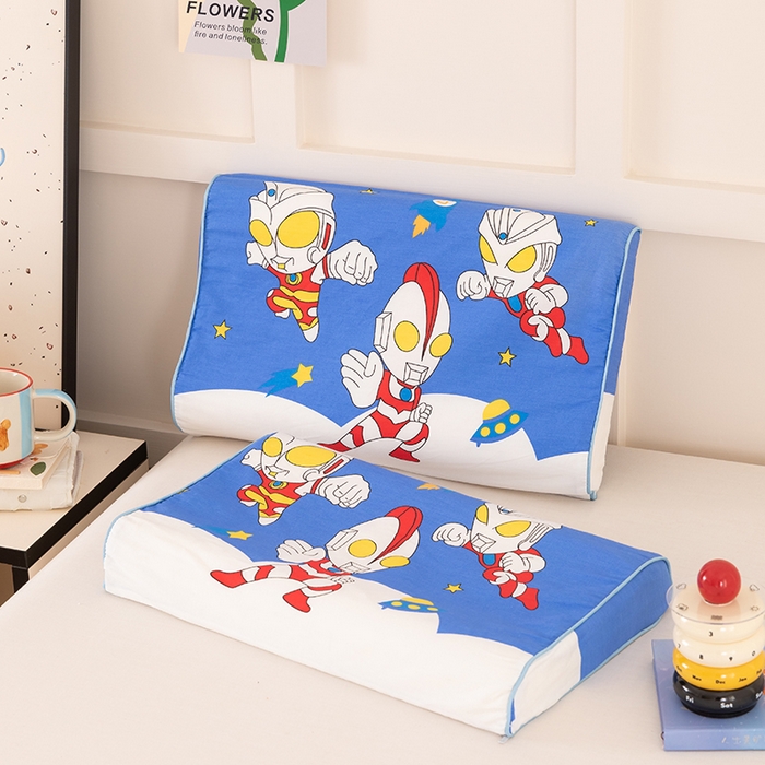 91家纺网 家纺一手货源 找家纺 七夜居 2026新款开学季儿童纯棉记忆棉枕芯全棉可拆洗学生宿舍枕头幼儿园宝宝枕 枕头枕芯 奥特曼聚会