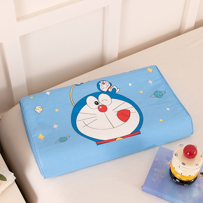 91家纺网 家纺一手货源 找家纺 七夜居 2026新款开学季儿童纯棉记忆棉枕芯全棉可拆洗学生宿舍枕头幼儿园宝宝枕 枕头枕芯 哆啦A梦