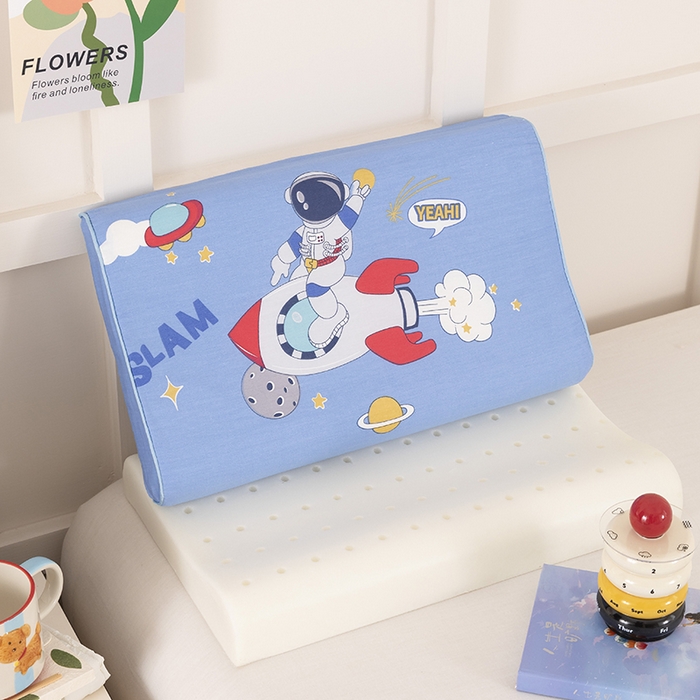 91家纺网 家纺一手货源 找家纺 七夜居 2026新款开学季儿童纯棉记忆棉枕芯全棉可拆洗学生宿舍枕头幼儿园宝宝枕 枕头枕芯 太空人