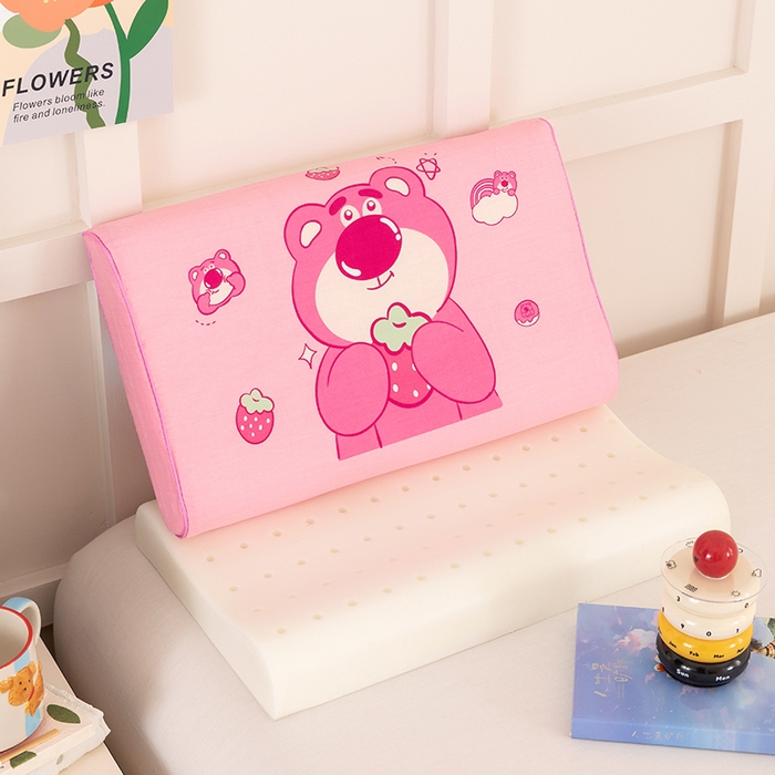 91家纺网 家纺一手货源 找家纺 七夜居 2026新款开学季儿童纯棉记忆棉枕芯全棉可拆洗学生宿舍枕头幼儿园宝宝枕 枕头枕芯 可爱草莓熊