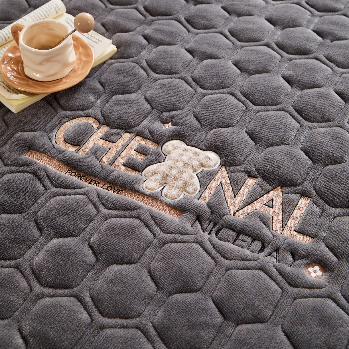 91家纺网 家纺一手货源 找家纺 （总）永旺家纺 2025新款纯色床垫床褥