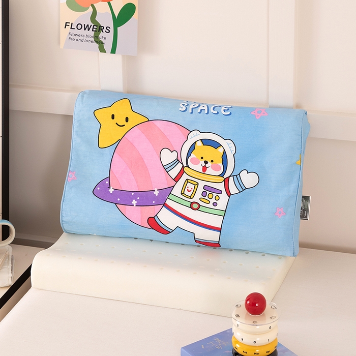 91家纺网 家纺一手货源 找家纺 七夜居 2026新款开学季儿童纯棉记忆棉枕芯全棉可拆洗学生宿舍枕头幼儿园宝宝枕 枕头枕芯 星空熊