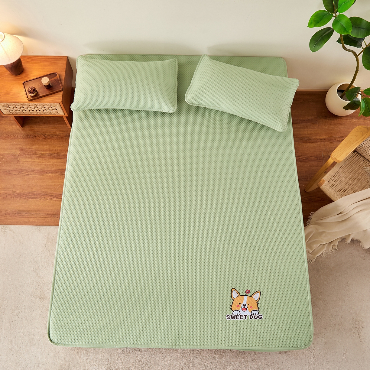 91家纺网 家纺一手货源 找家纺 永旺家纺 2025新款纯色防水床笠-柯基系列 绿柯基