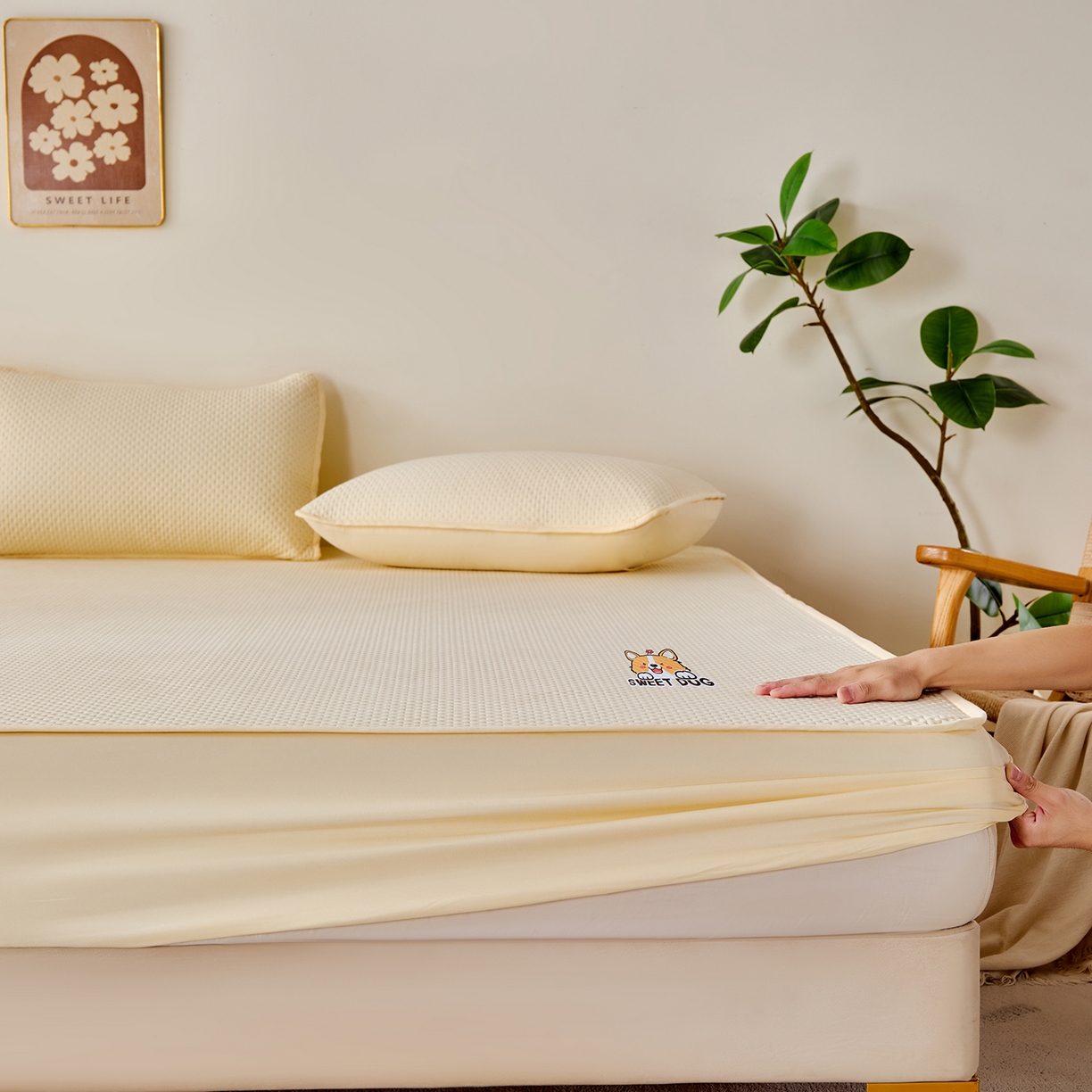 91家纺网 家纺一手货源 找家纺 永旺家纺 2025新款纯色防水床笠-柯基系列 黄柯基