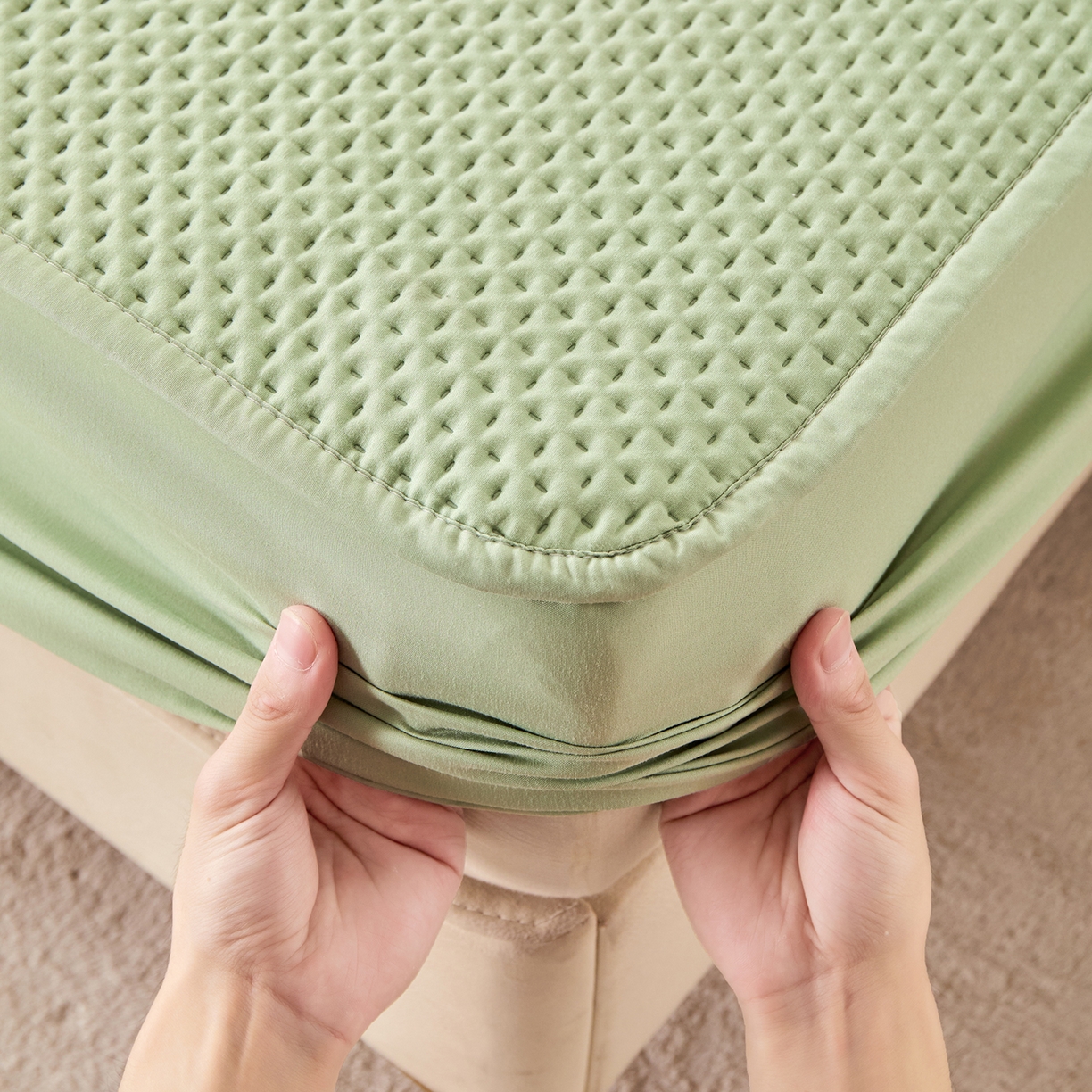 91家纺网 家纺一手货源 找家纺 永旺家纺 2025新款纯色防水床笠-柯基系列 绿柯基