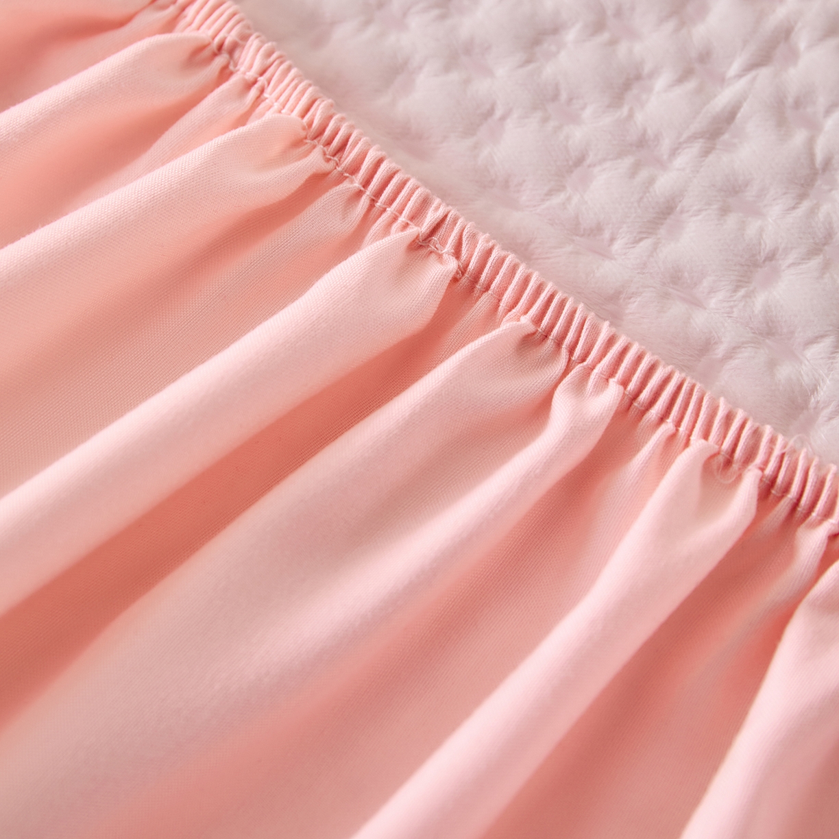 91家纺网 家纺一手货源 找家纺 永旺家纺 2025新款防水床笠-小熊系列 粉小熊