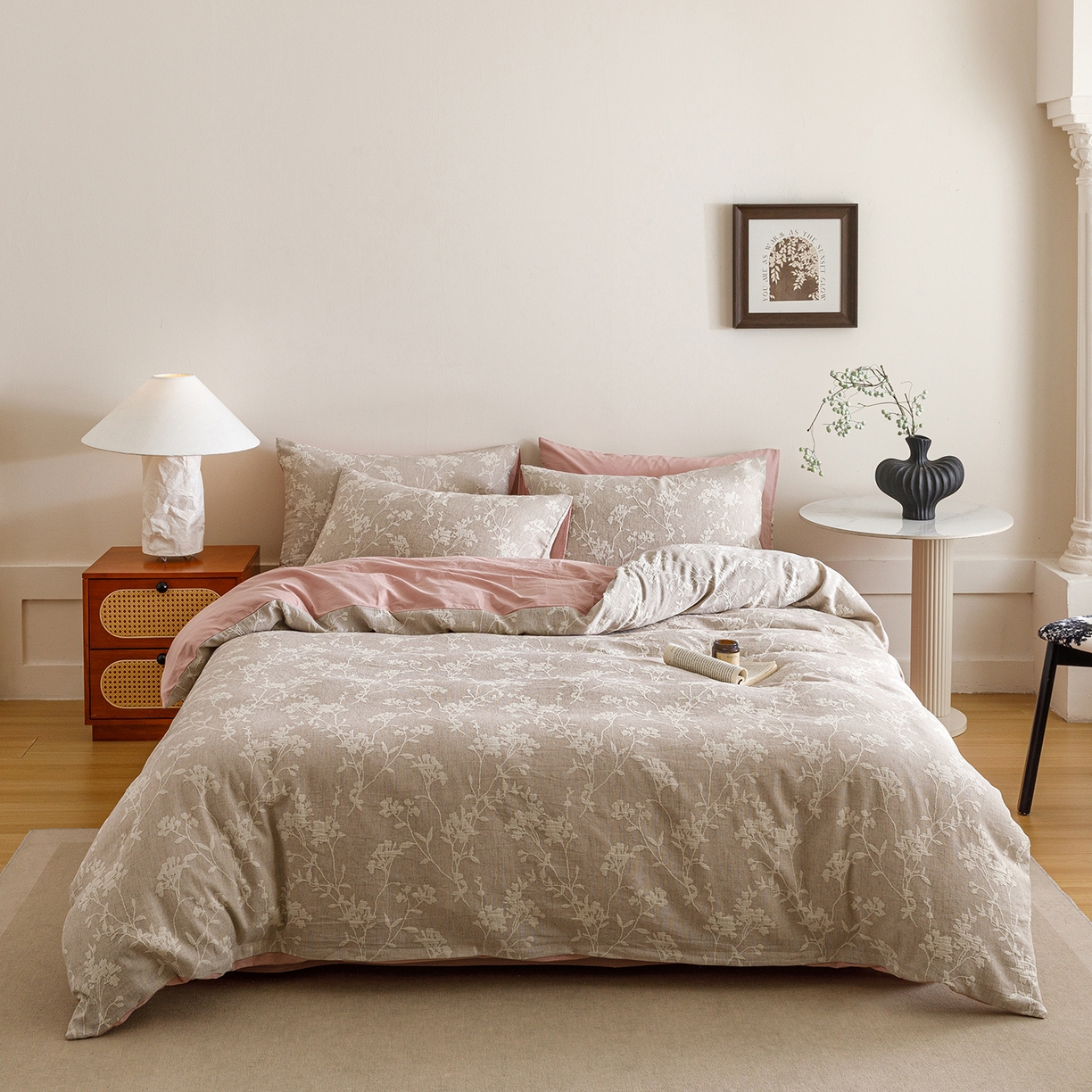 91家纺网 家纺一手货源 找家纺 春皖家纺 2026新款A类全棉双层纱AB版简约四件套 花笺