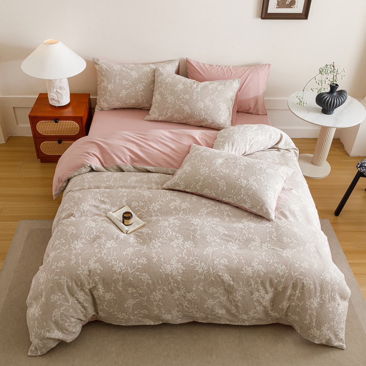 91家纺网 家纺一手货源 找家纺 春皖家纺 2026新款A类全棉双层纱AB版简约四件套 花笺