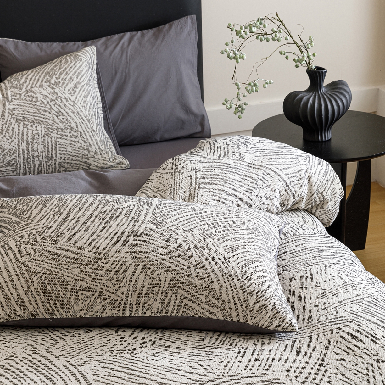 91家纺网 家纺一手货源 找家纺 春皖家纺 2026新款A类全棉双层纱AB版简约四件套 棱序