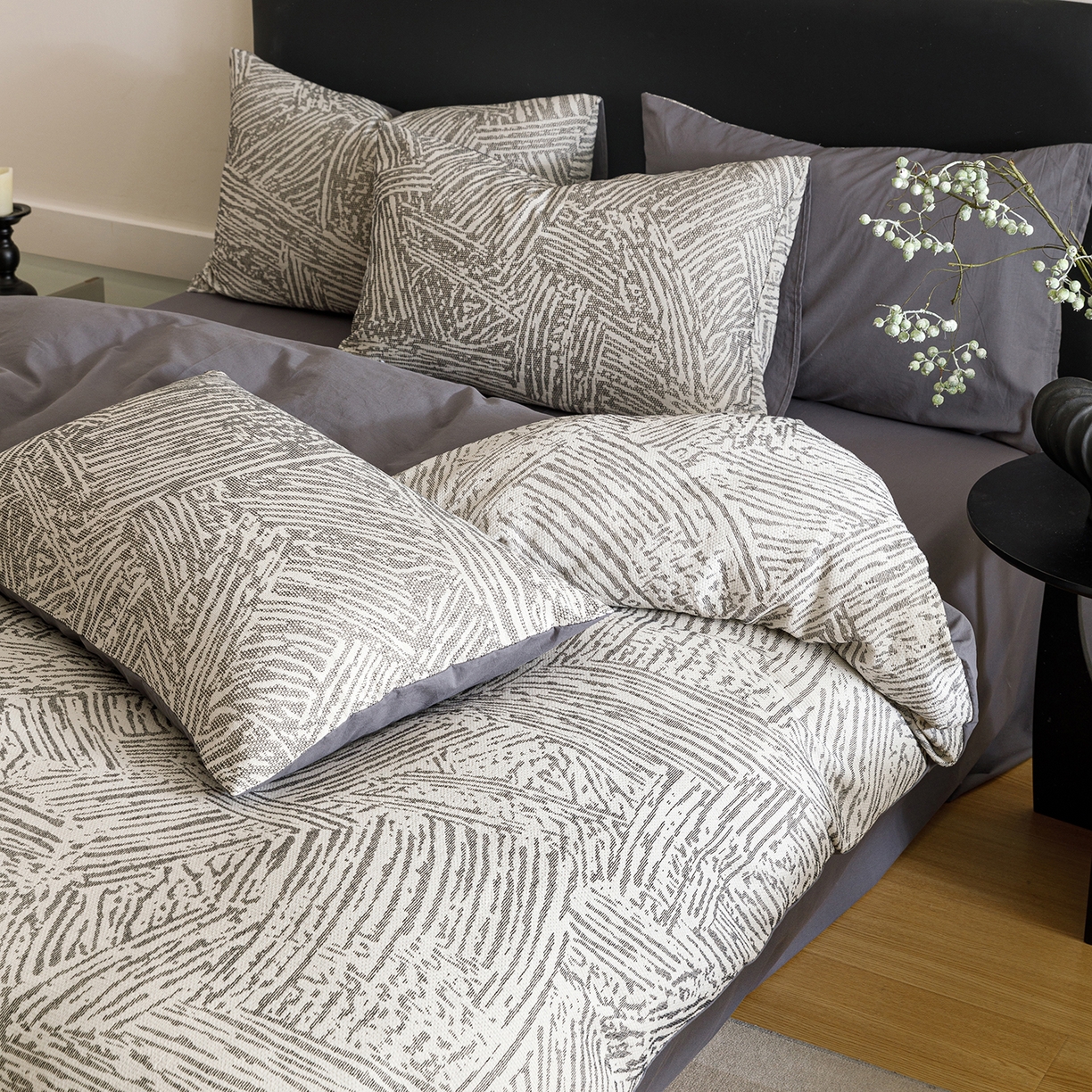 91家纺网 家纺一手货源 找家纺 春皖家纺 2026新款A类全棉双层纱AB版简约四件套 棱序