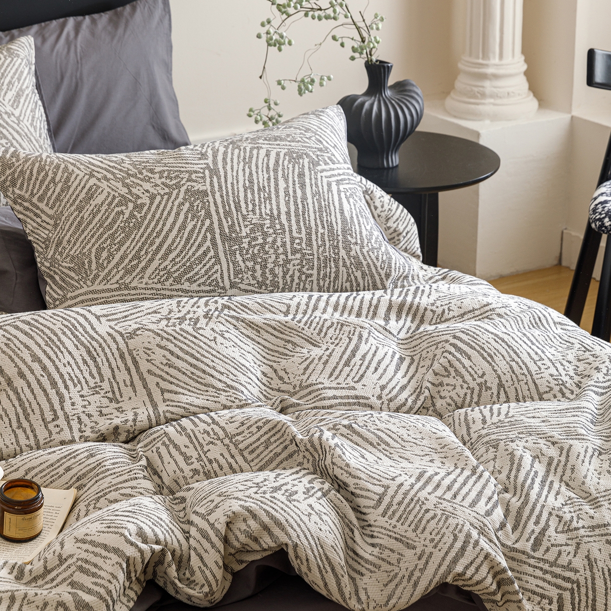 91家纺网 家纺一手货源 找家纺 春皖家纺 2026新款A类全棉双层纱AB版简约四件套 棱序