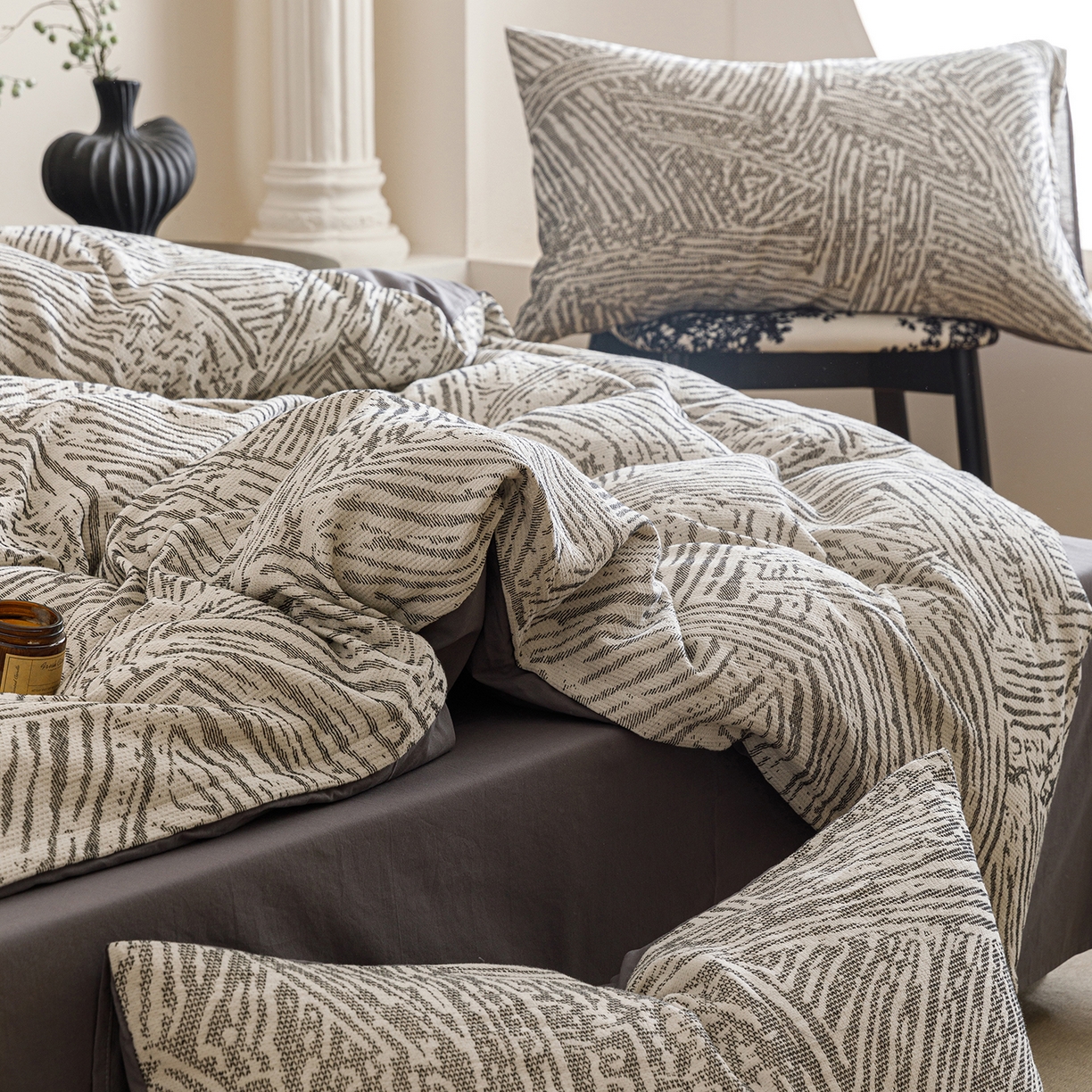 91家纺网 家纺一手货源 找家纺 春皖家纺 2026新款A类全棉双层纱AB版简约四件套 棱序