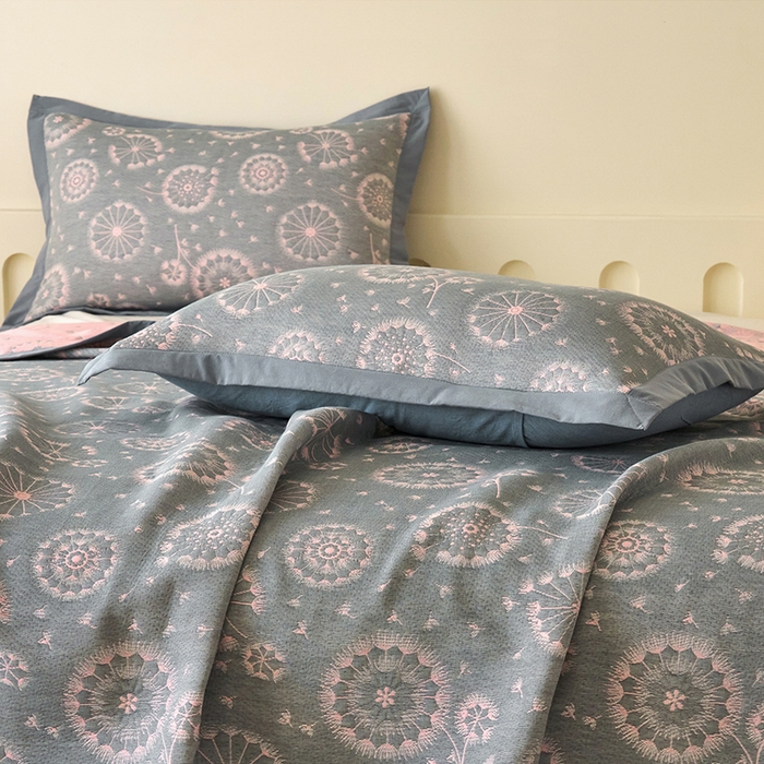 91家纺网 家纺一手货源 找家纺 棠薇家纺 2025新款三层纱布枕套单条装一对装枕头套加大加厚48*74cm枕芯套 朵朵蒲英粉