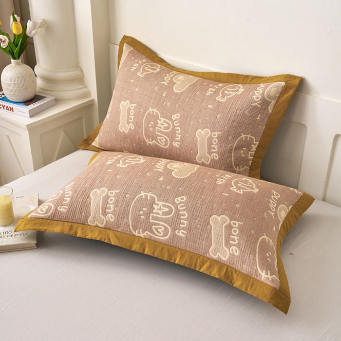 91家纺网 家纺一手货源 找家纺 棠薇家纺 2025新款三层纱布枕套单条装一对装枕头套加大加厚48*74cm枕芯套 点点萌宠