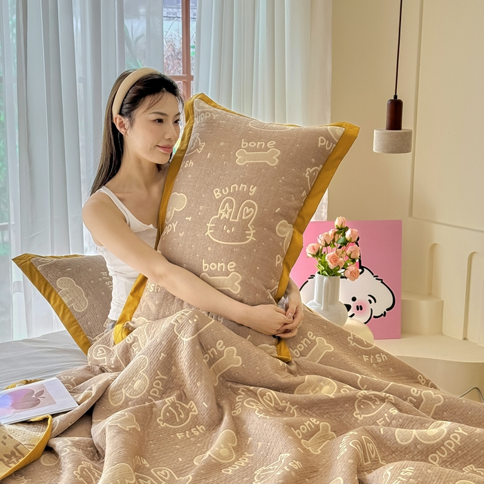 91家纺网 家纺一手货源 找家纺 棠薇家纺 2025新款三层纱布枕套单条装一对装枕头套加大加厚48*74cm枕芯套 点点萌宠