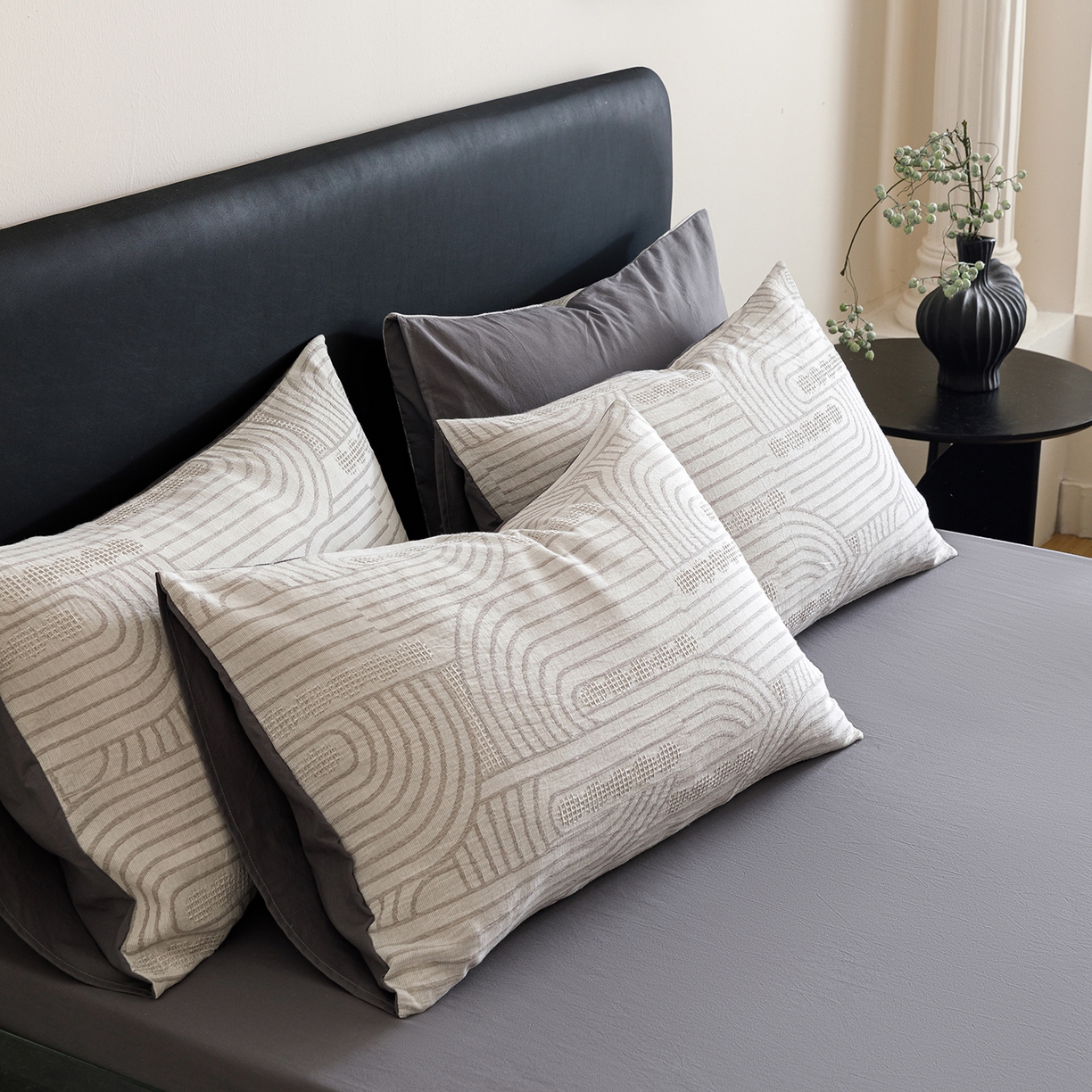 91家纺网 家纺一手货源 找家纺 春皖家纺 2026新款A类全棉双层纱AB版简约四件套 瑞拉-灰