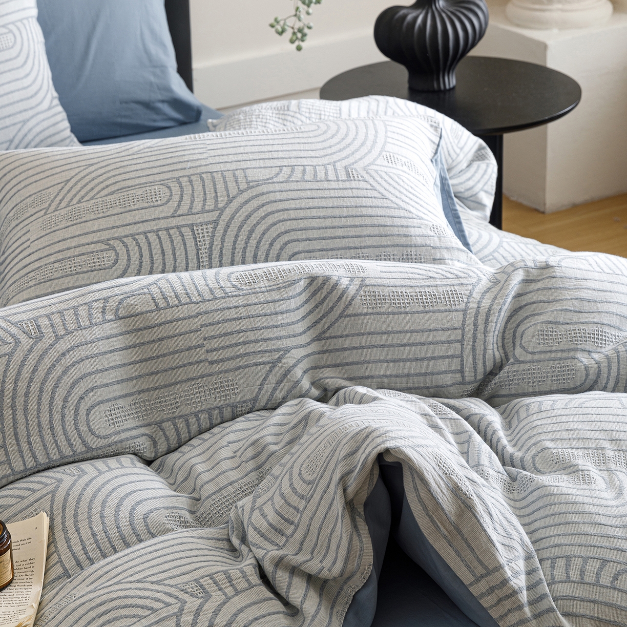 91家纺网 家纺一手货源 找家纺 春皖家纺 2026新款A类全棉双层纱AB版简约四件套 瑞拉-蓝