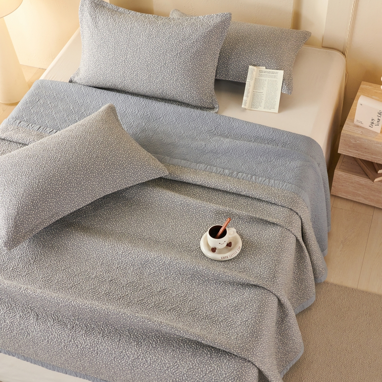 91家纺网 家纺一手货源 找家纺 2025新款13070双面全棉砂洗大直边床盖三件套四件套 西雅图