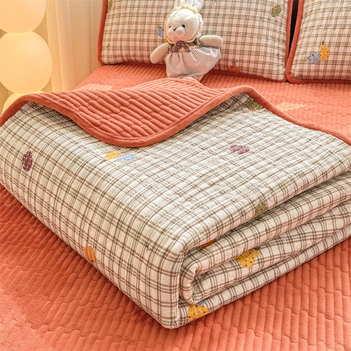 91家纺网 家纺一手货源 找家纺 （总）圣比熊 2025新款A类云朵棉加牛奶绒双面夹棉床盖床垫保护套床垫保护罩三件套