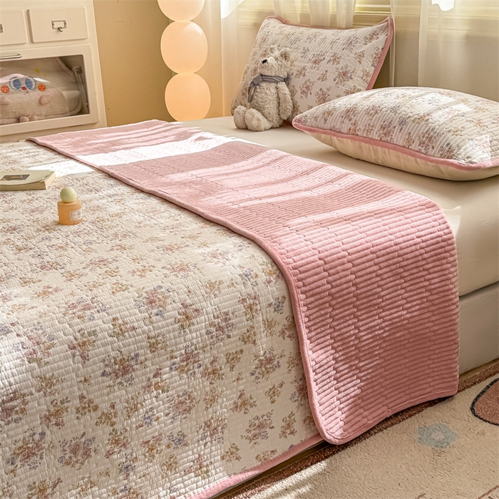 91家纺网 家纺一手货源 找家纺 （总）梦舒羽 2025新款A类云朵棉加牛奶绒双面夹棉床盖床垫保护套床垫保护罩三件套