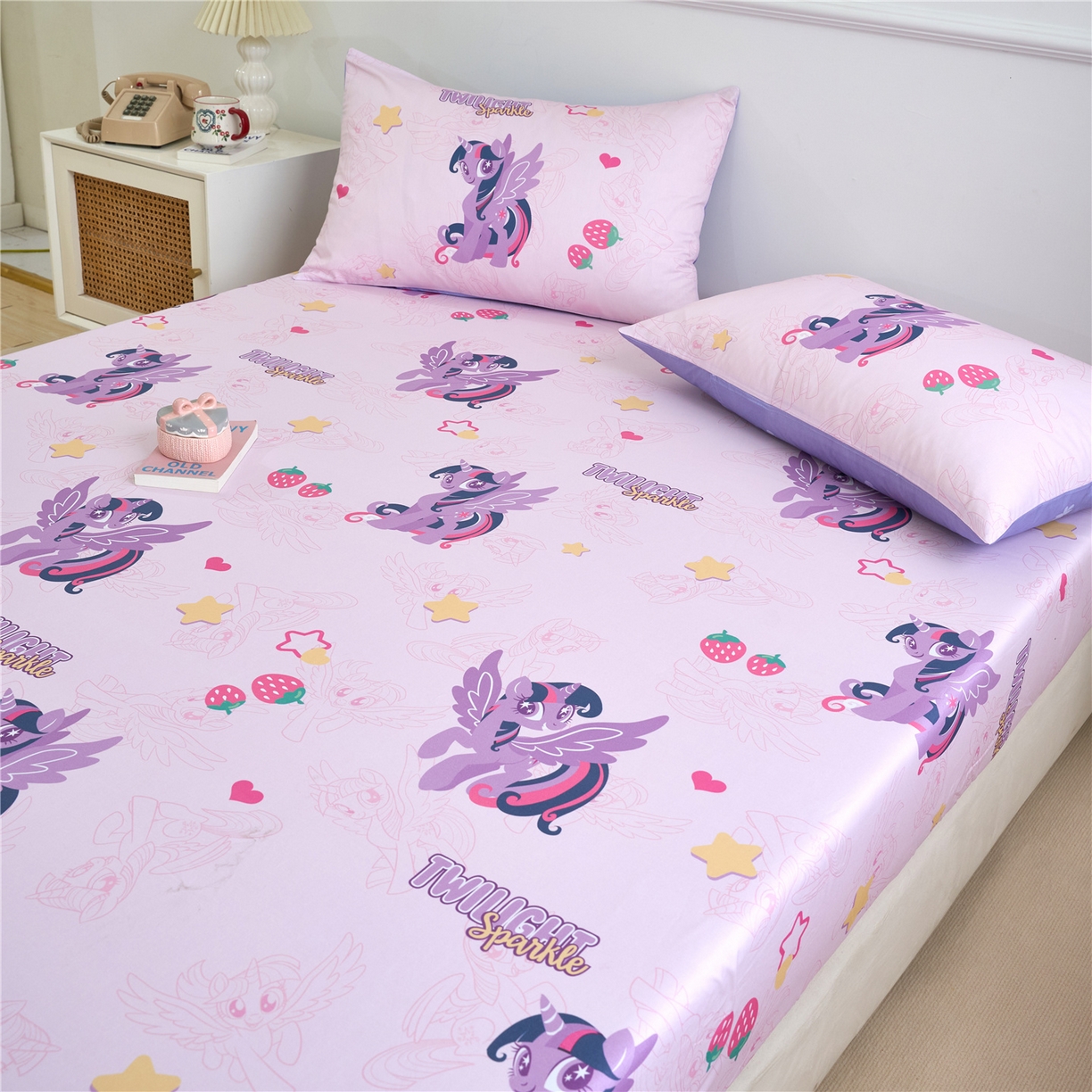 91家纺网 家纺一手货源 找家纺 （总）百利卡通（原迪士尼家纺） 2025新款全棉圆网数码印花床笠枕套-小马宝莉