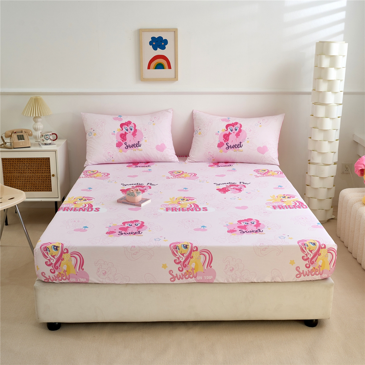 91家纺网 家纺一手货源 找家纺 （总）百利卡通（原迪士尼家纺） 2025新款全棉圆网数码印花床笠枕套-小马宝莉