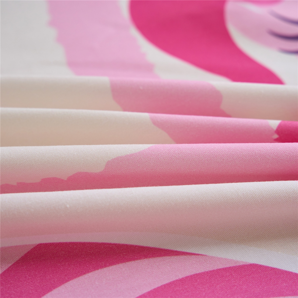 91家纺网 家纺一手货源 找家纺 百利卡通（原迪士尼家纺） 2025新款全棉圆网数码印花床笠枕套-小马宝莉 格子小马L