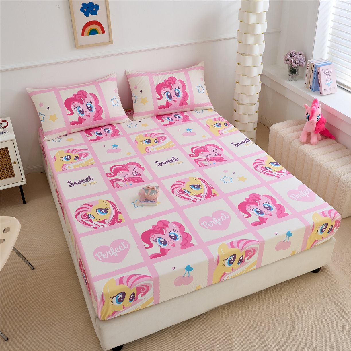 91家纺网 家纺一手货源 找家纺 百利卡通（原迪士尼家纺） 2025新款全棉圆网数码印花床笠枕套-小马宝莉 格子小马L