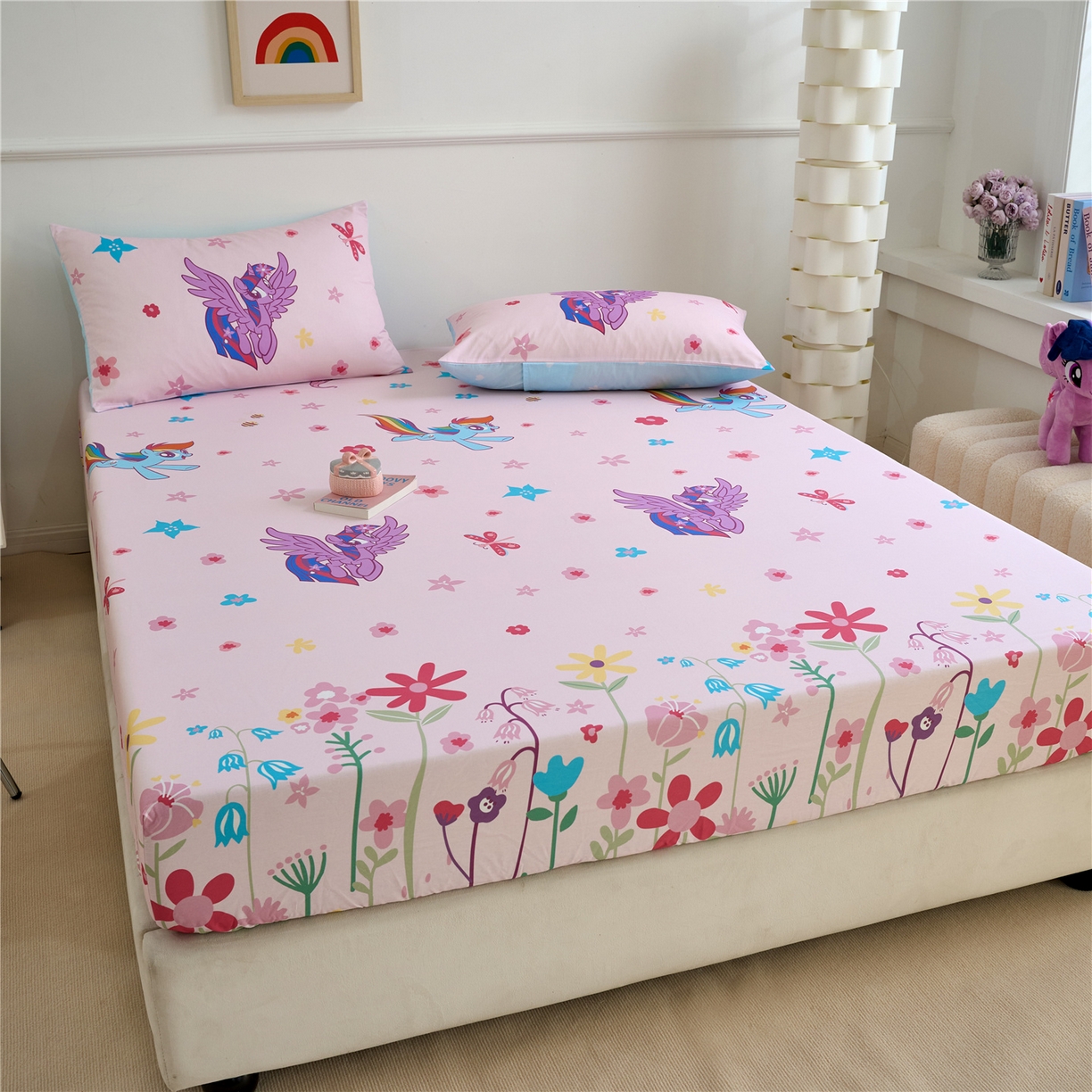 91家纺网 家纺一手货源 找家纺 百利卡通（原迪士尼家纺） 2025新款全棉圆网数码印花床笠枕套-小马宝莉 春天紫悦L