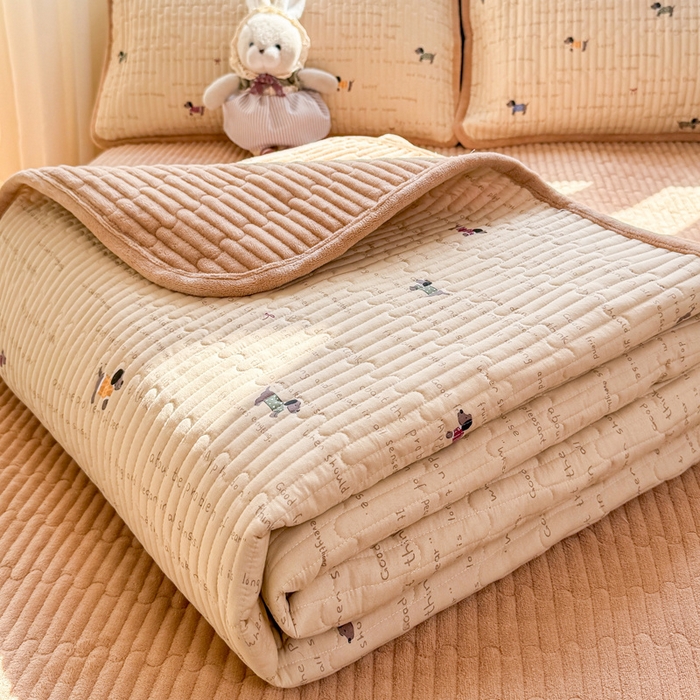 91家纺网 家纺一手货源 找家纺 （总）梦舒羽 2025新款A类云朵棉加牛奶绒双面夹棉床盖床垫保护套床垫保护罩三件套