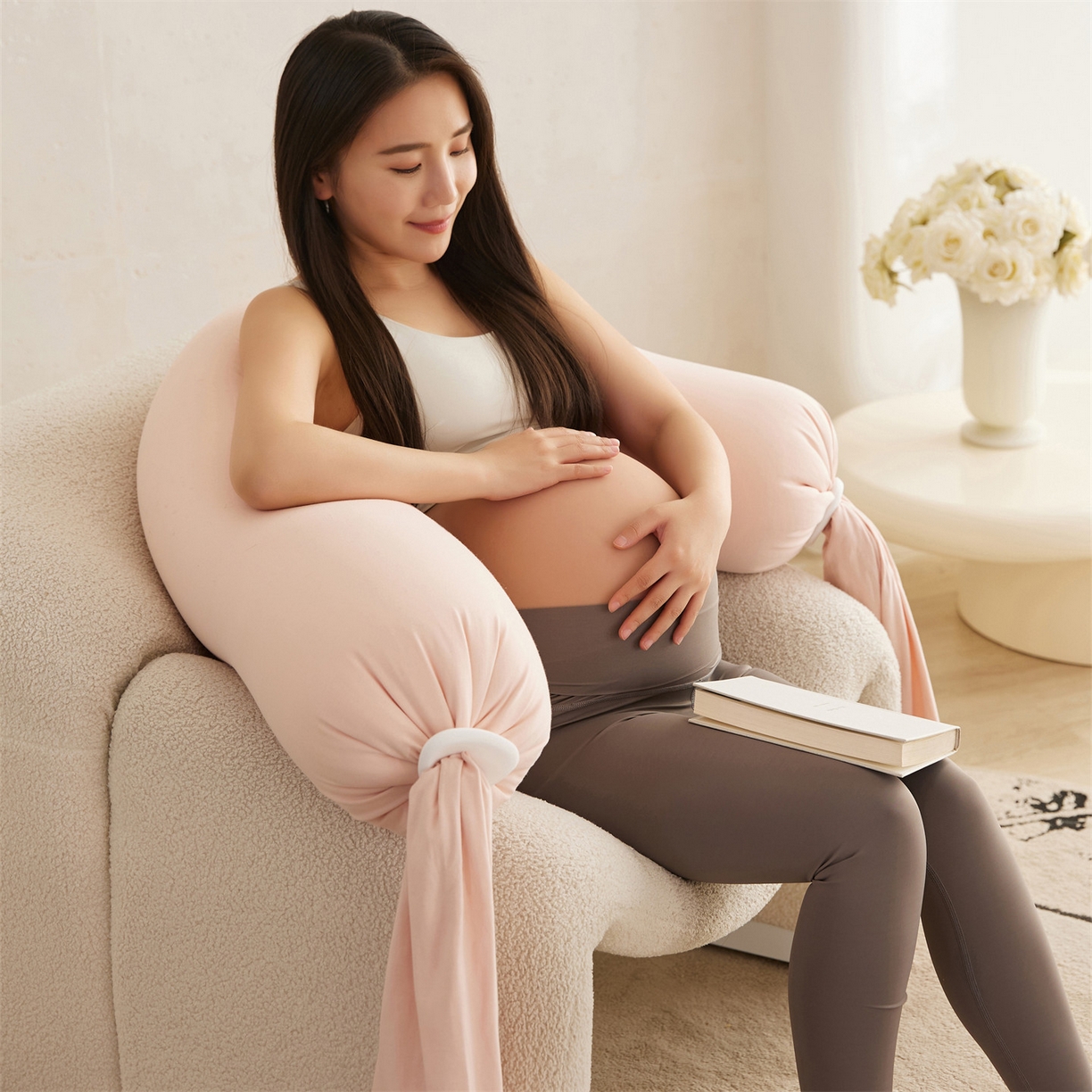 91家纺网 家纺一手货源 找家纺 头等舱 2025新款全棉氨纶针织A类孕妇 护腰 侧睡 靠垫 安抚枕 抱抱 夹腿多功能枕（模特图）配包装 柔粉