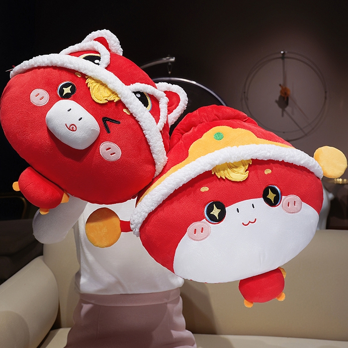 91家纺网 家纺一手货源 找家纺 仟亿莱 2025新款醒师小马驹三用抱枕毯 财神福马-1