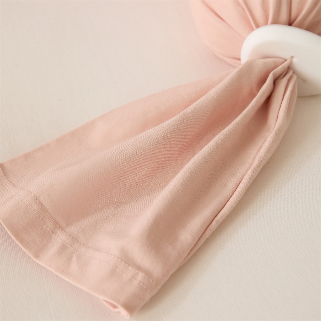 91家纺网 家纺一手货源 找家纺 头等舱 2025全棉氨纶针织A类孕妇 护腰 侧睡 靠垫 安抚枕 抱抱 夹腿多功能枕(空镜图）配包装 柔粉