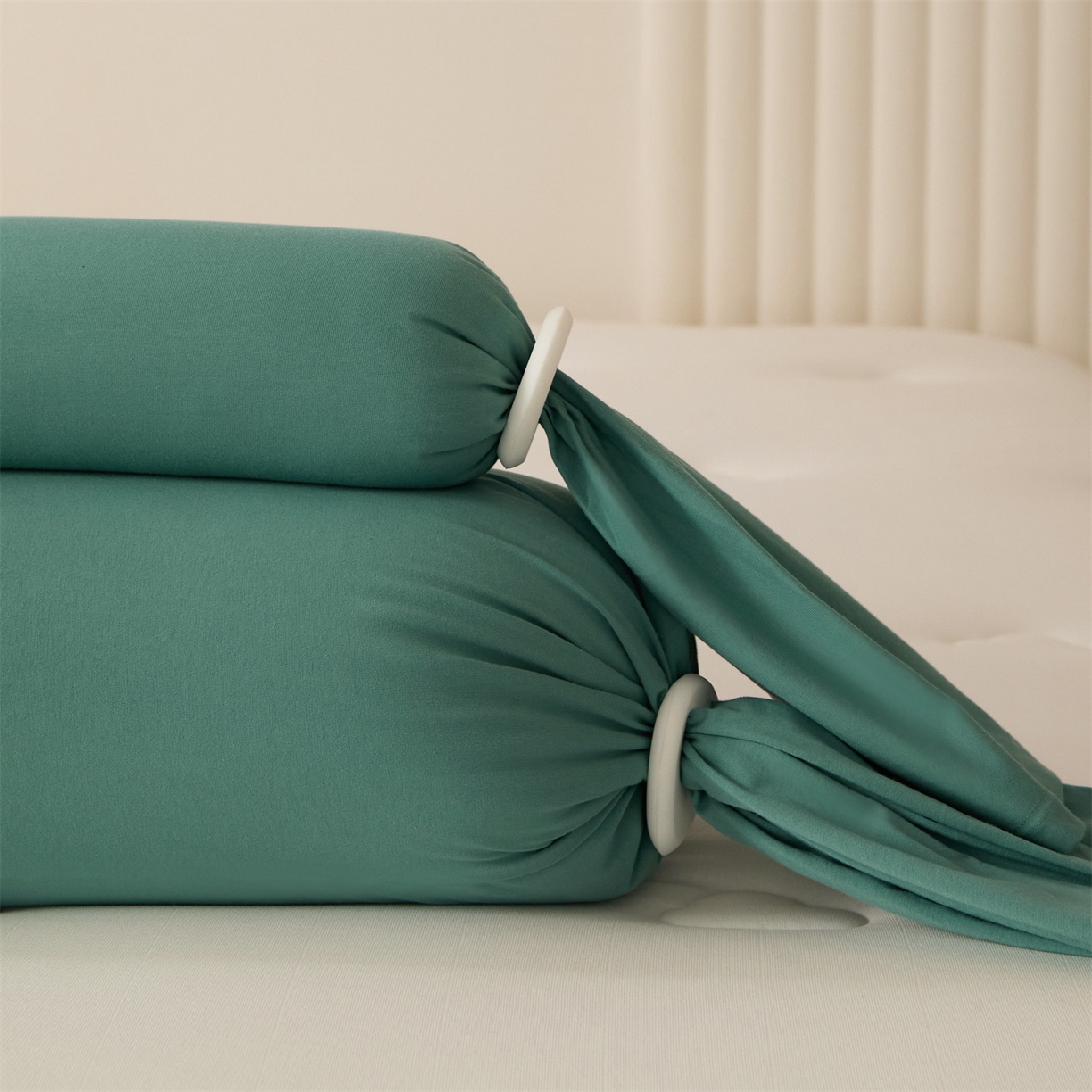 91家纺网 家纺一手货源 找家纺 头等舱 2025全棉氨纶针织A类孕妇 护腰 侧睡 靠垫 安抚枕 抱抱 夹腿多功能枕(空镜图）配包装 天青