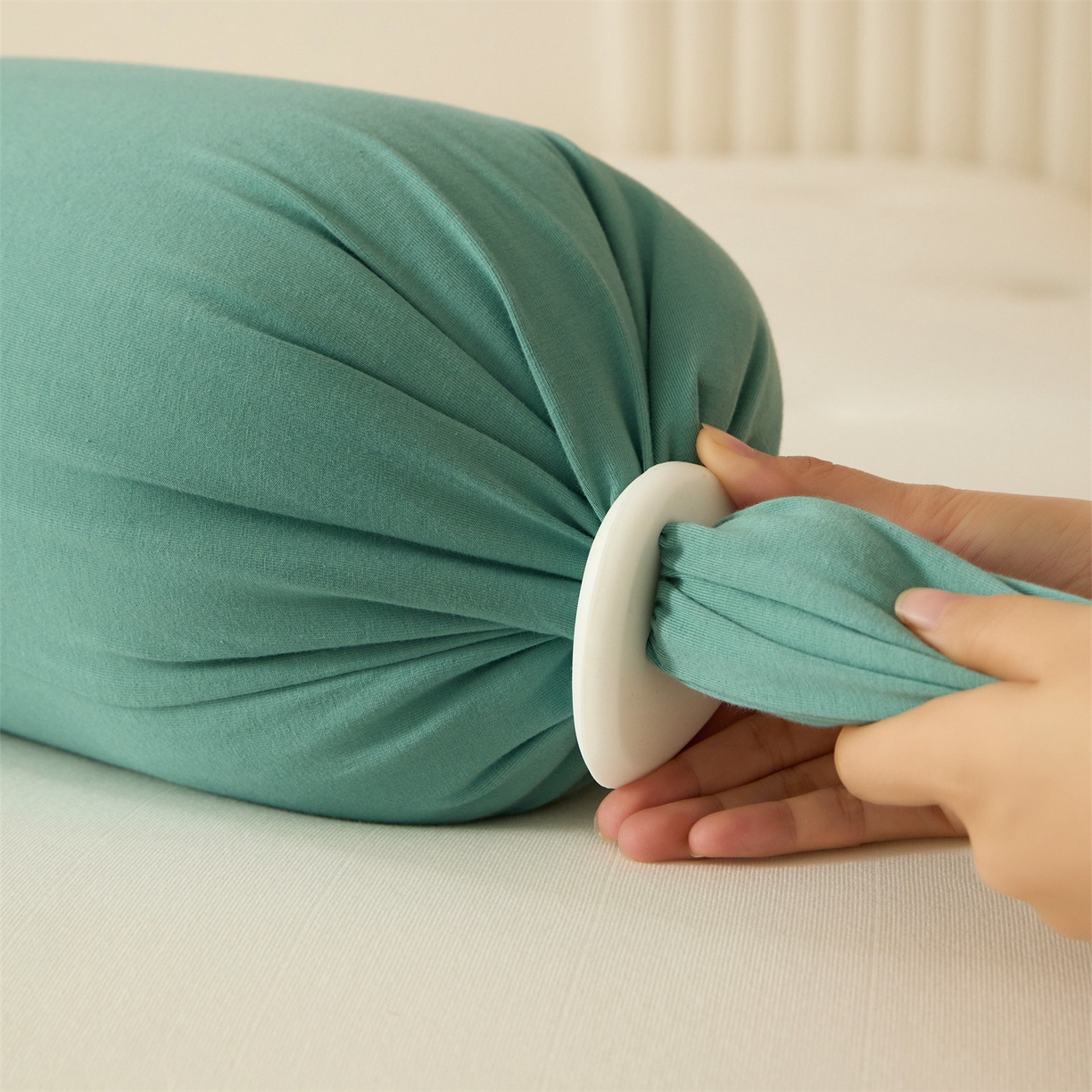 91家纺网 家纺一手货源 找家纺 头等舱 2025全棉氨纶针织A类孕妇 护腰 侧睡 靠垫 安抚枕 抱抱 夹腿多功能枕(空镜图）配包装 天青