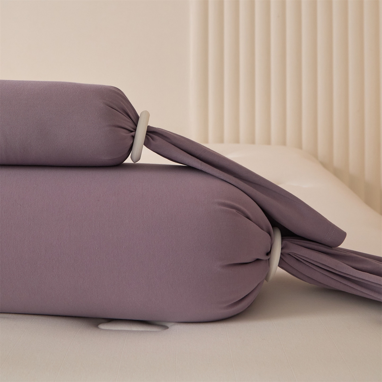 91家纺网 家纺一手货源 找家纺 头等舱 2025全棉氨纶针织A类孕妇 护腰 侧睡 靠垫 安抚枕 抱抱 夹腿多功能枕(空镜图）配包装 紫浦