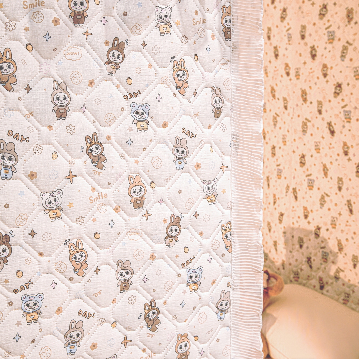 91家纺网 家纺一手货源 找家纺 夏彩 2025新款五面保暖亲肤面料坐床拉链四季款蚊帐-88632 拉贝贝