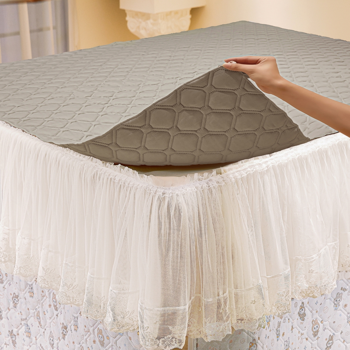 91家纺网 家纺一手货源 找家纺 夏彩 2025新款五面保暖亲肤面料坐床拉链四季款蚊帐-88632 保暖顶-灰色