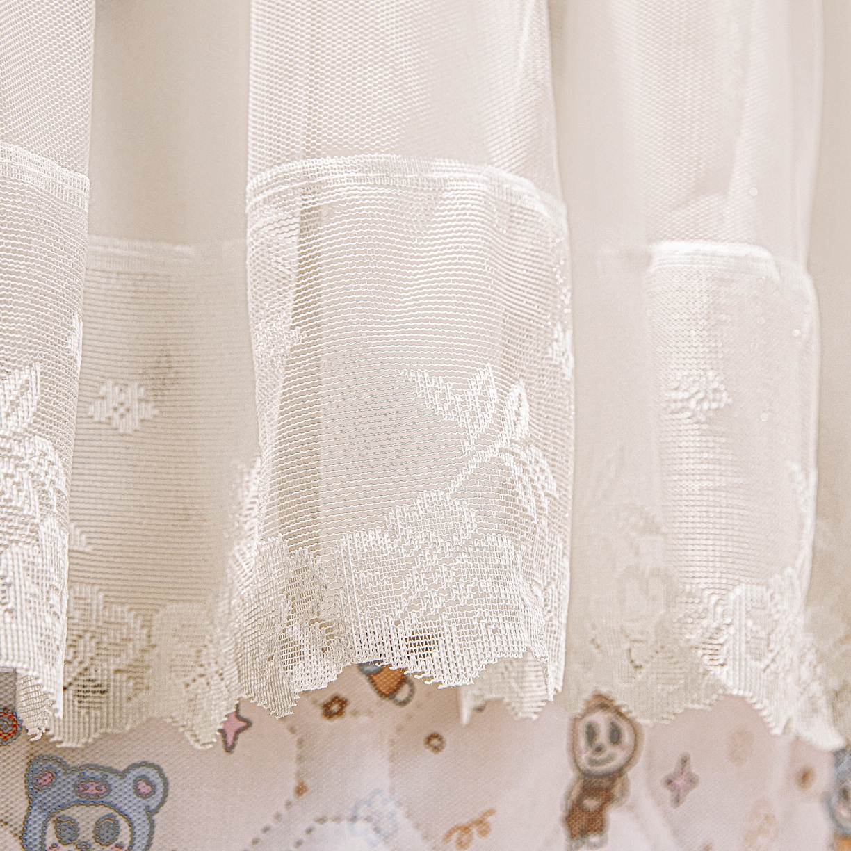 91家纺网 家纺一手货源 找家纺 夏彩 2025新款蕾丝U型防摔坐床蚊帐-88630 香槟色