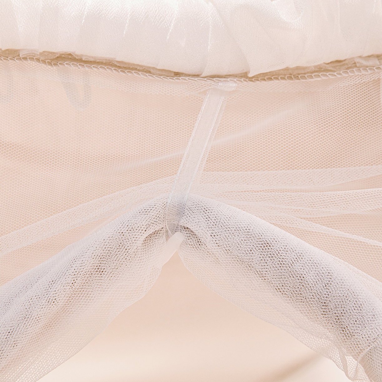 91家纺网 家纺一手货源 找家纺 夏彩 2025新款五面保暖坐床拉链四季款蚊帐-88631 香槟色