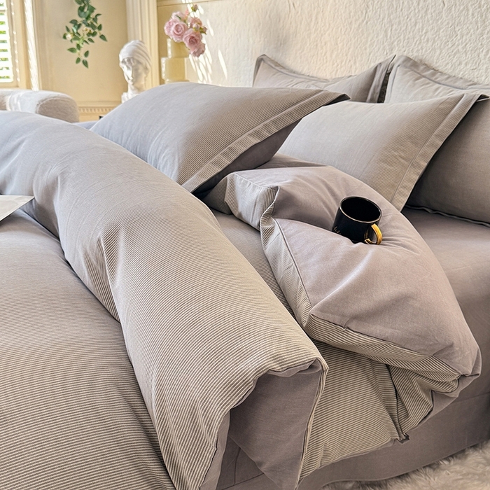 91家纺网 家纺一手货源 找家纺 木易 2026新款全棉磨毛印花四件套 邦尼 灰